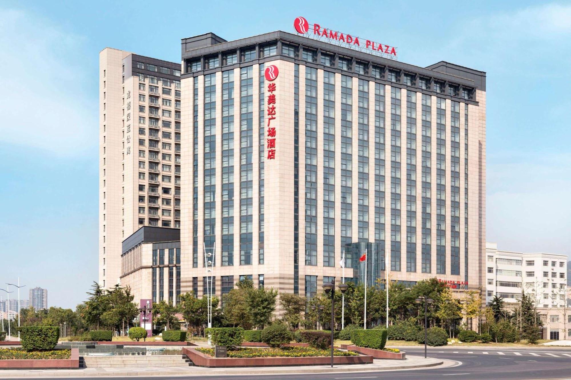 Ramada Plaza Lianyungang Hotel Exterior photo